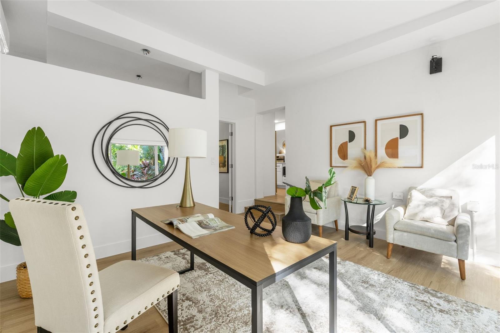 Image 15 of 29 For 145 Velma Drive W