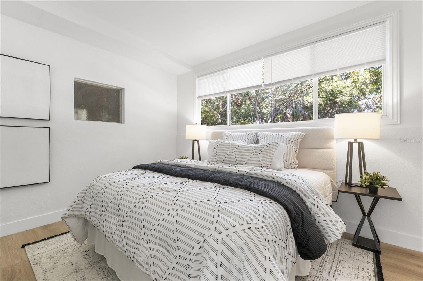 Image 16 of 29 For 145 Velma Drive W