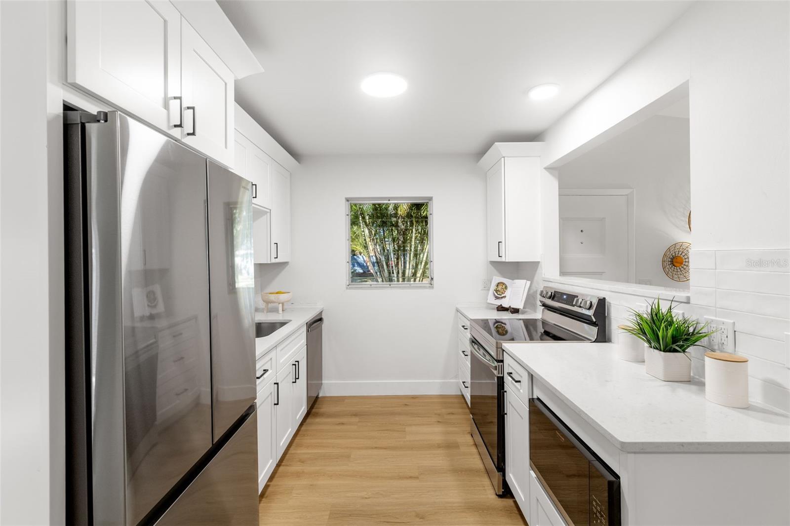 Image 9 of 29 For 145 Velma Drive W