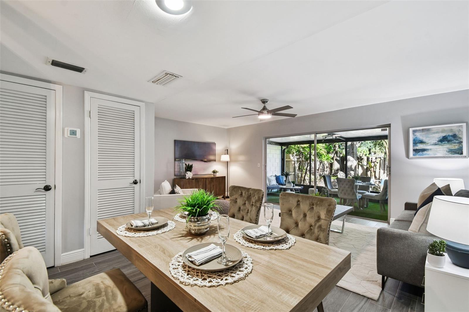 Listing photo id 9 for 2553 Maryland Avenue