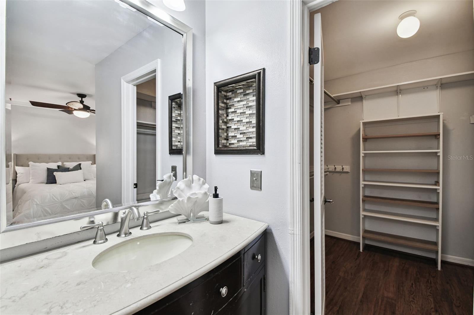 Listing photo id 23 for 2553 Maryland Avenue