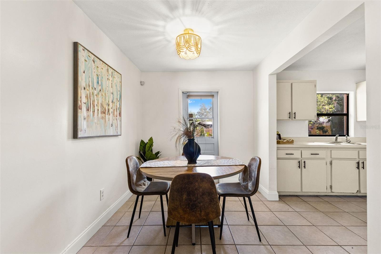 Image 16 of 33 For 10015 25th Street