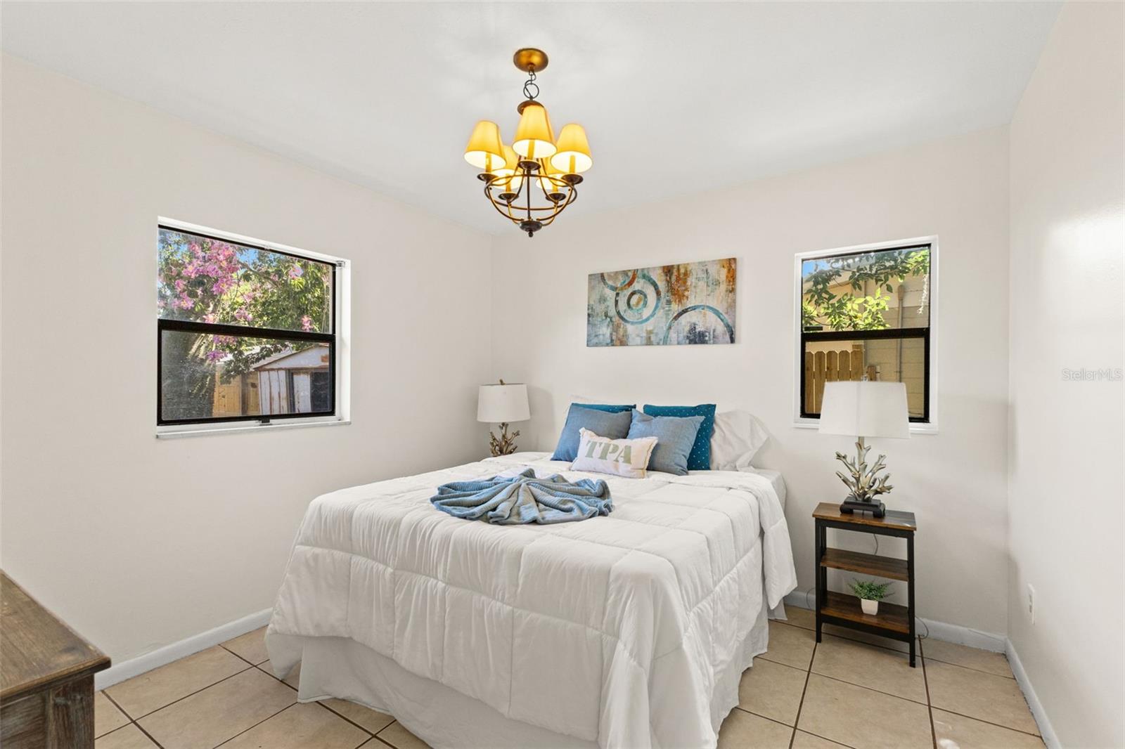 Image 18 of 33 For 10015 25th Street