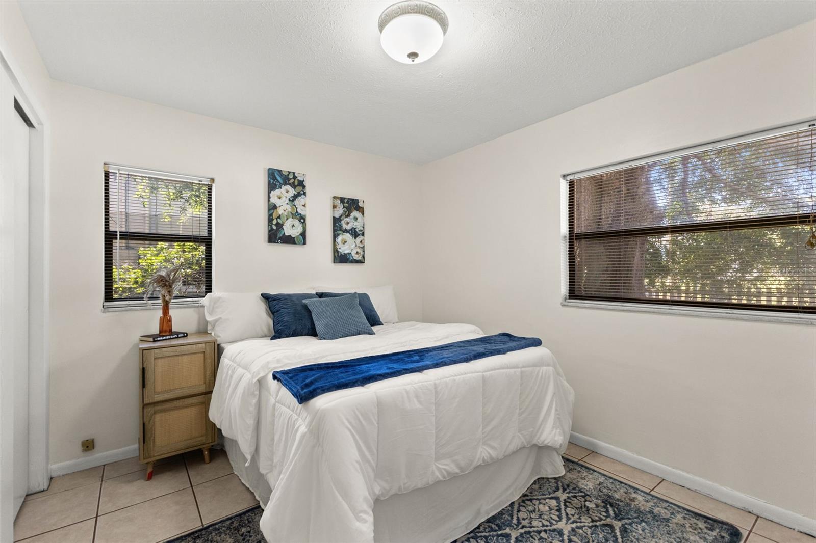 Image 19 of 33 For 10015 25th Street