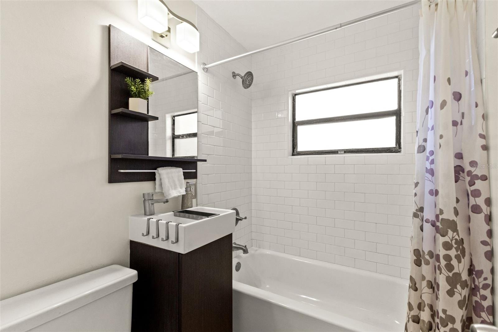 Image 20 of 33 For 10015 25th Street