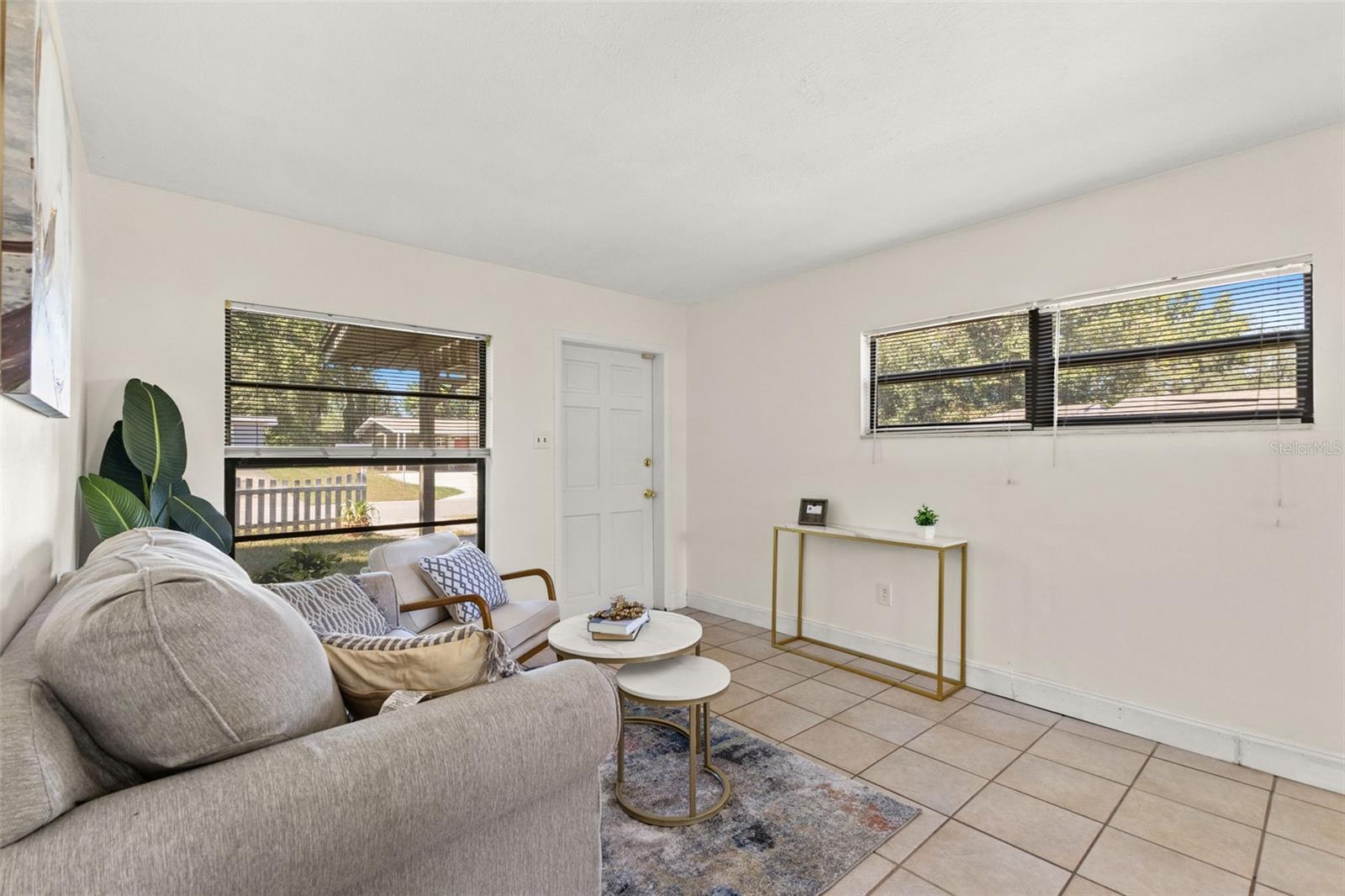 Image 9 of 33 For 10015 25th Street