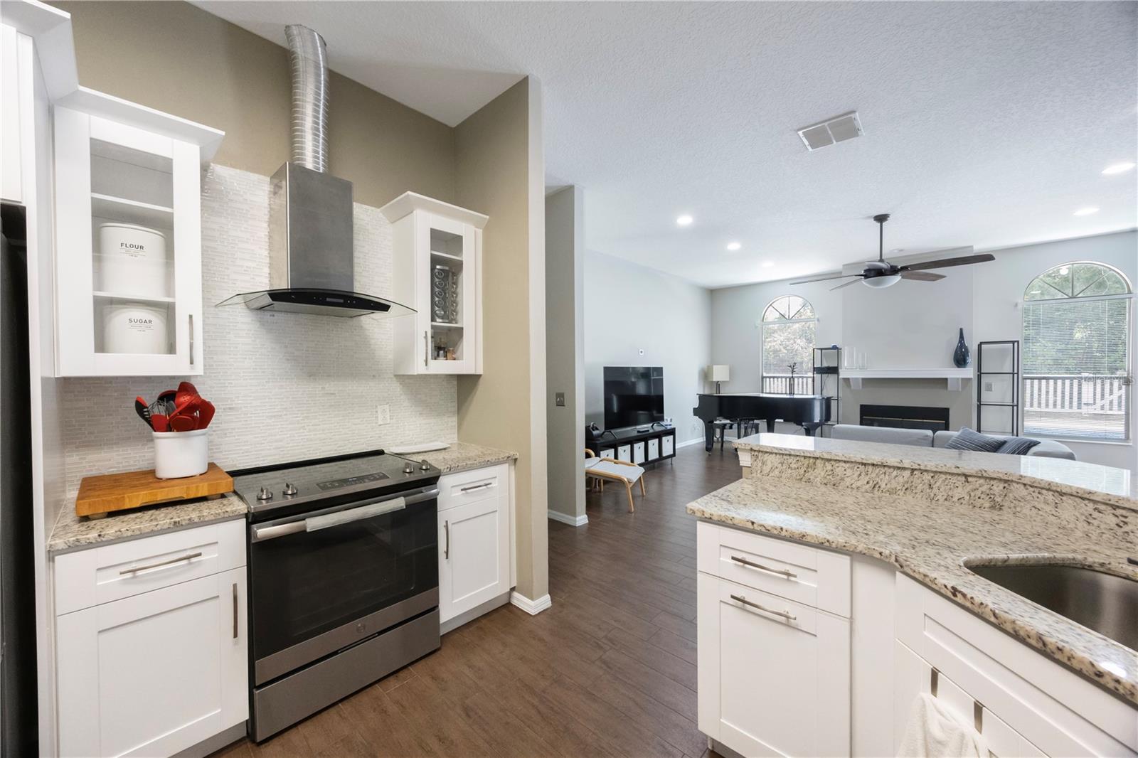 Image 18 of 40 For 18520 Ambly Lane