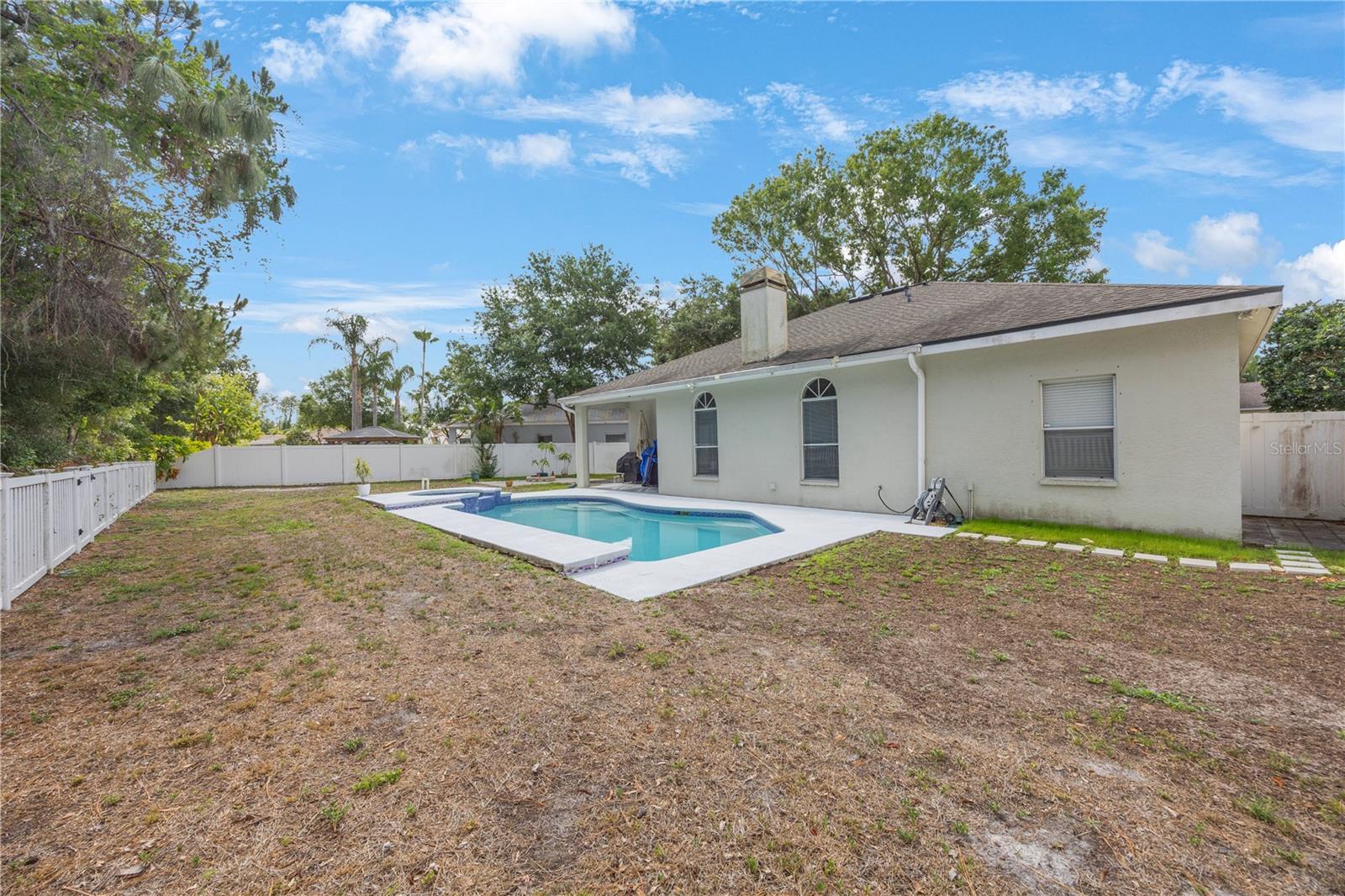 Image 34 of 40 For 18520 Ambly Lane