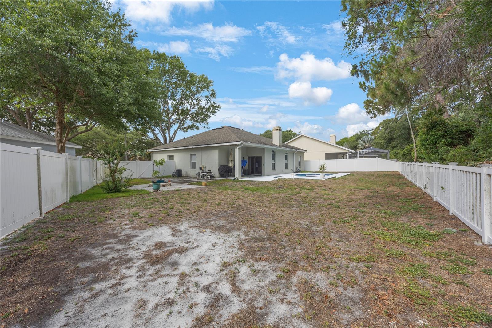 Image 36 of 40 For 18520 Ambly Lane