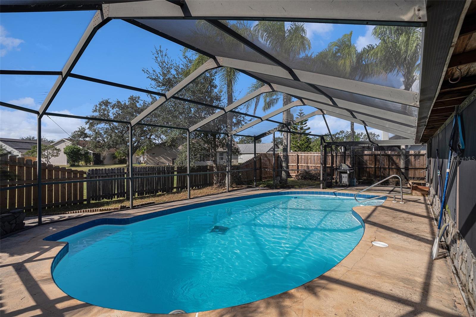 Image 23 of 27 For 2013 Shadow Pine Drive