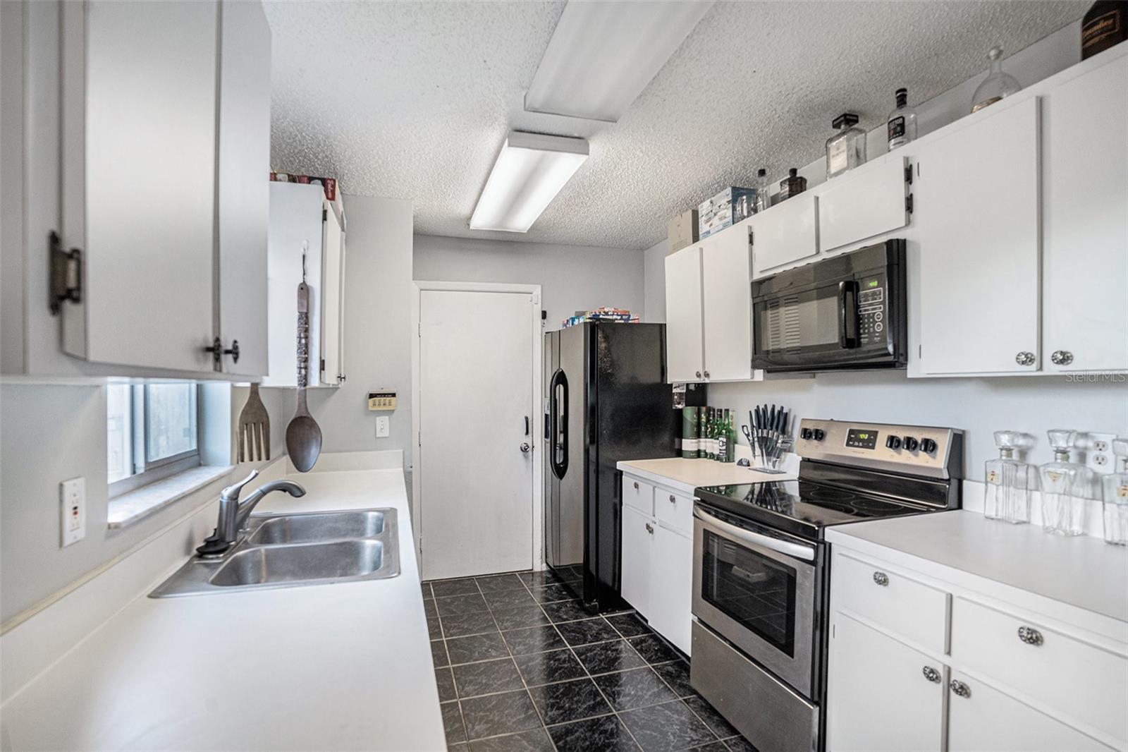 Image 8 of 27 For 2013 Shadow Pine Drive