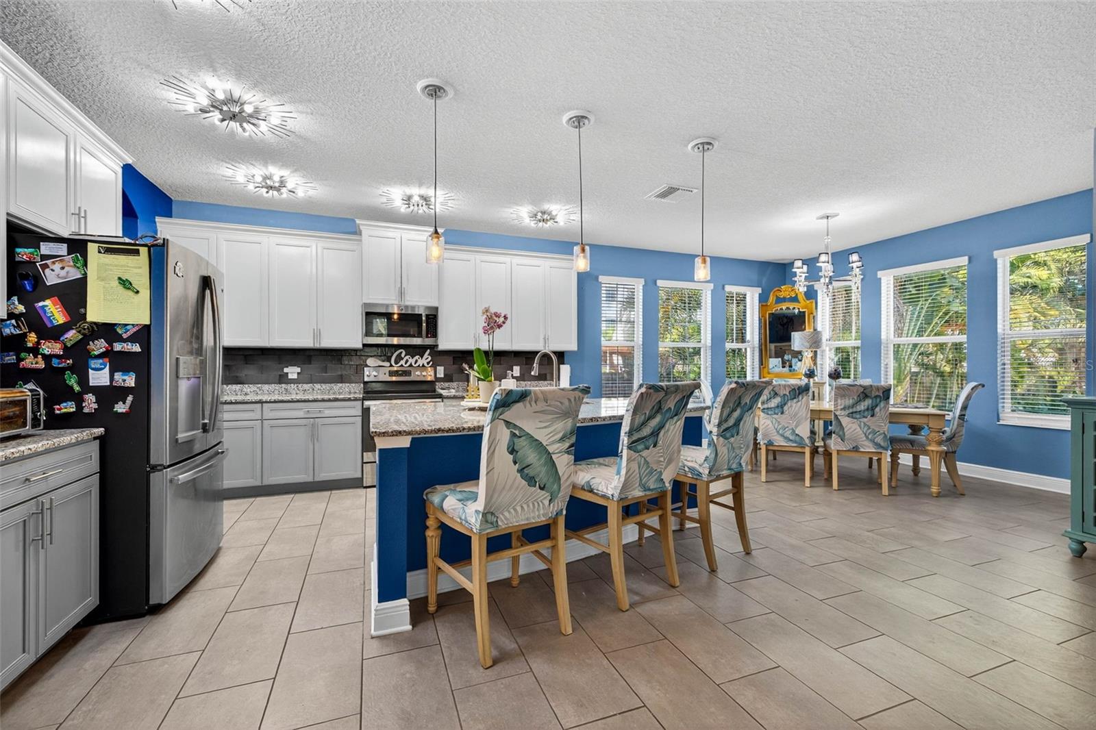 Image 13 of 47 For 3059 3rd Avenue N