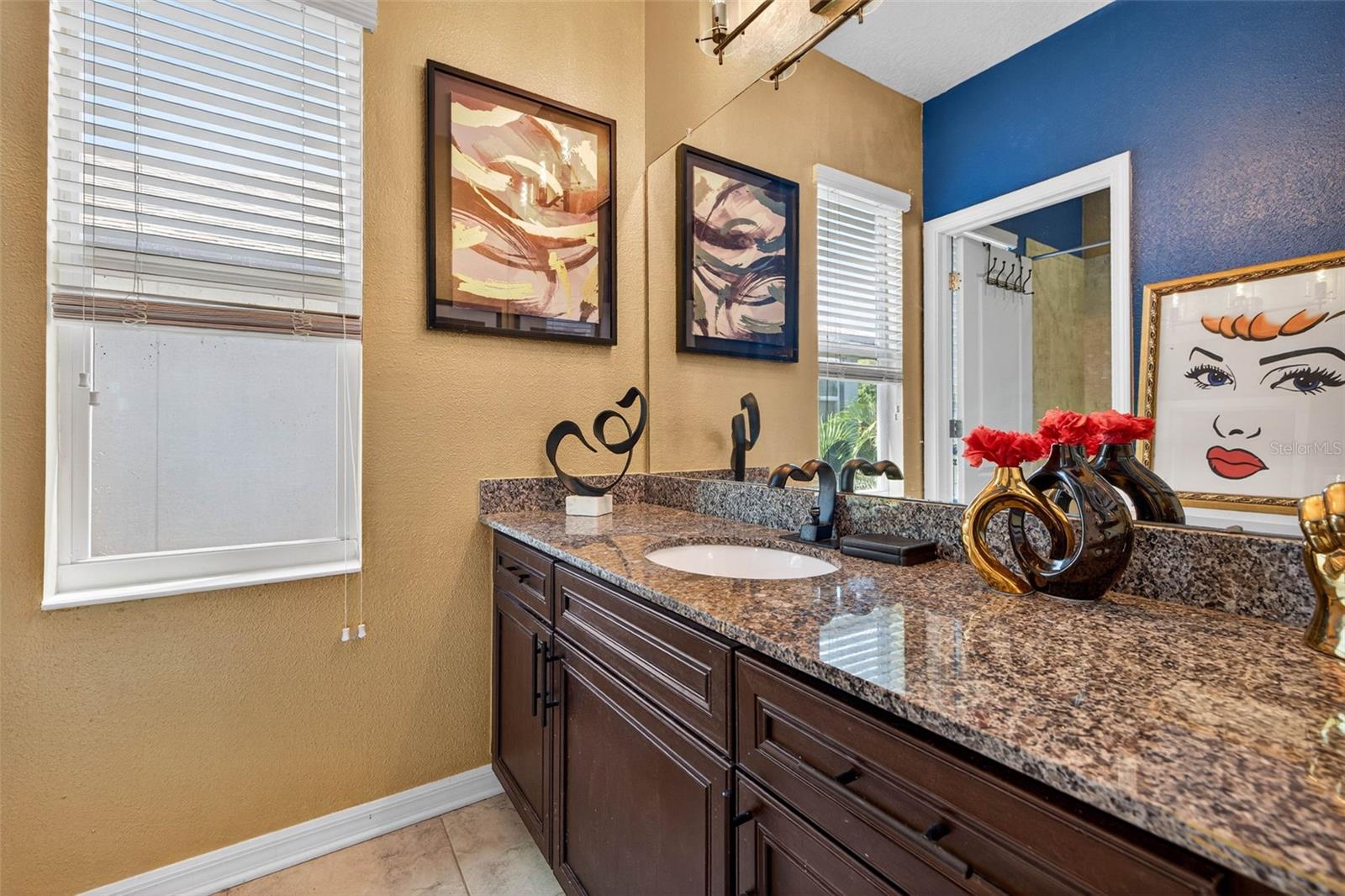 Image 30 of 47 For 3059 3rd Avenue N