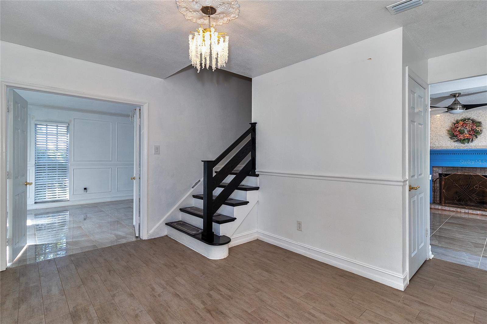 Image 13 of 59 For 4405 Honeybrook Circle