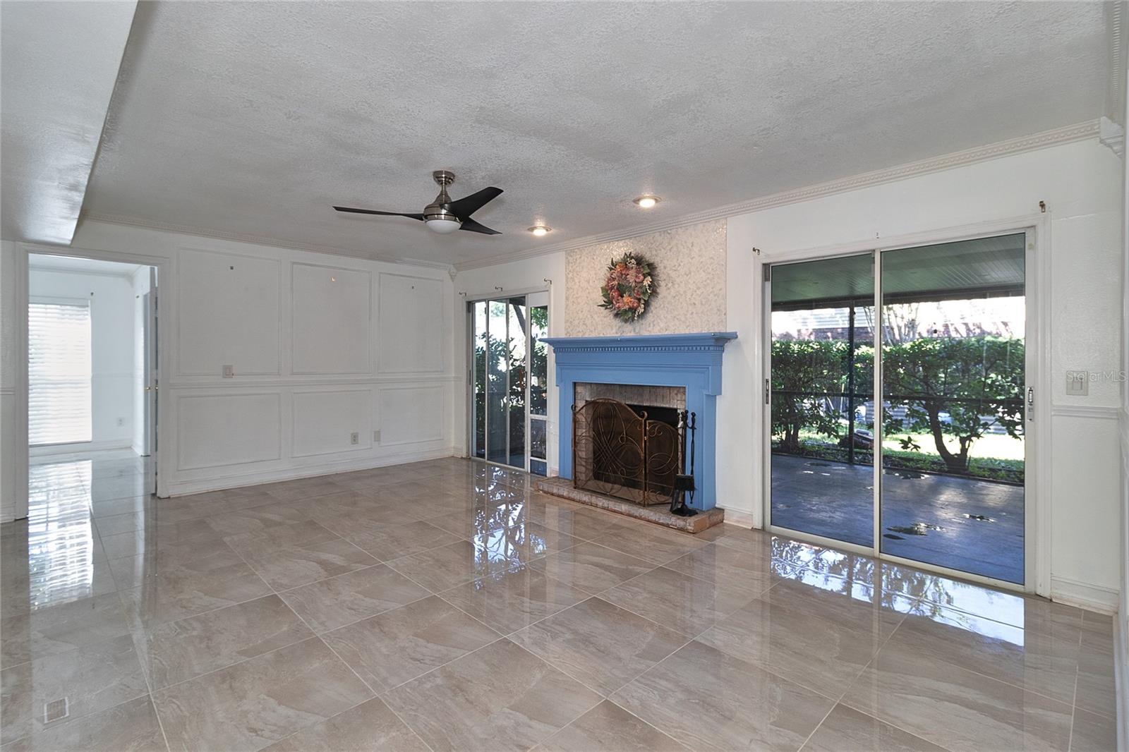 Image 24 of 59 For 4405 Honeybrook Circle