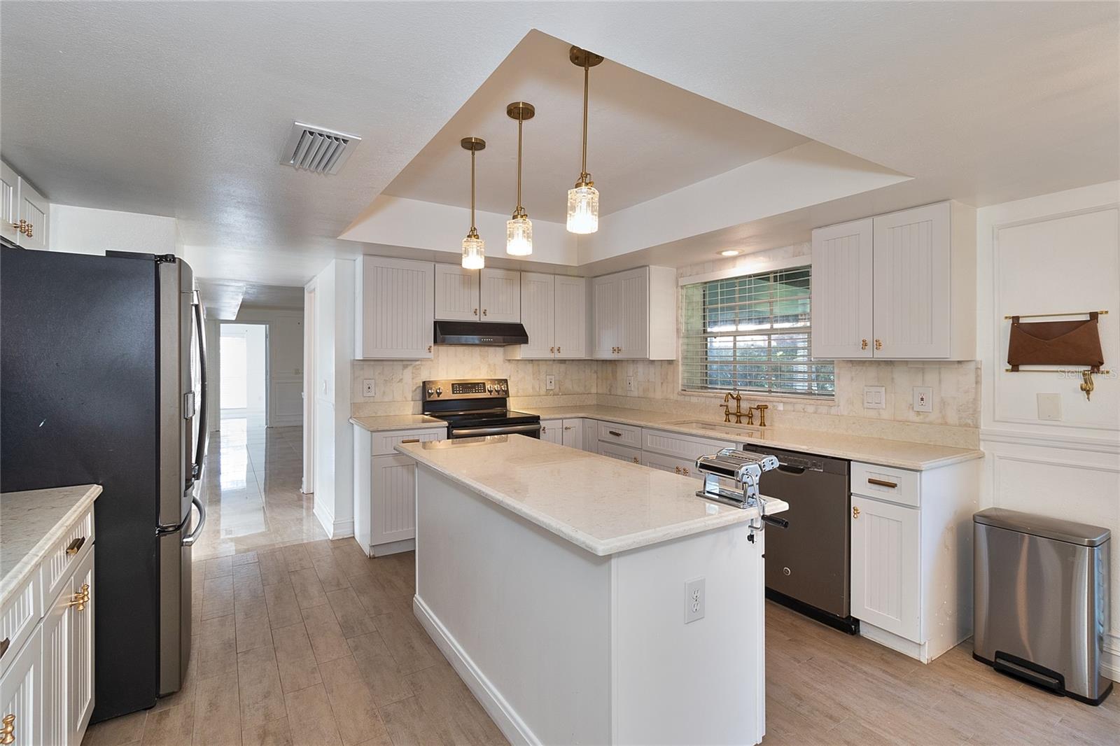 Image 26 of 59 For 4405 Honeybrook Circle