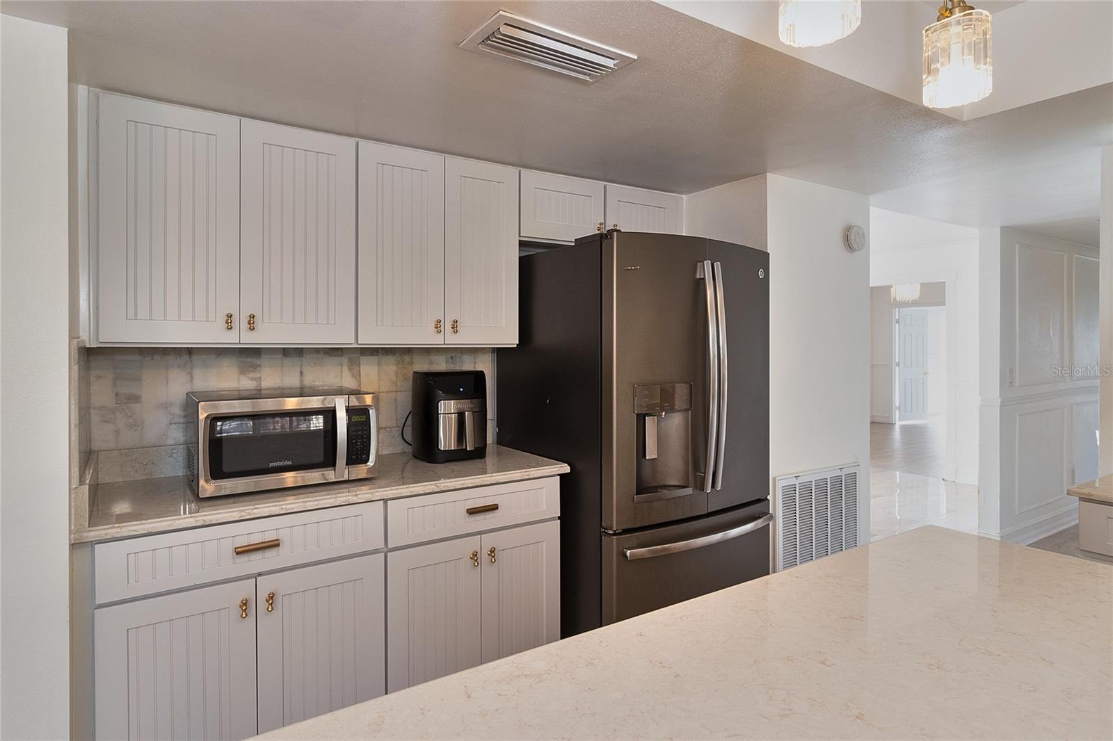 Image 29 of 59 For 4405 Honeybrook Circle