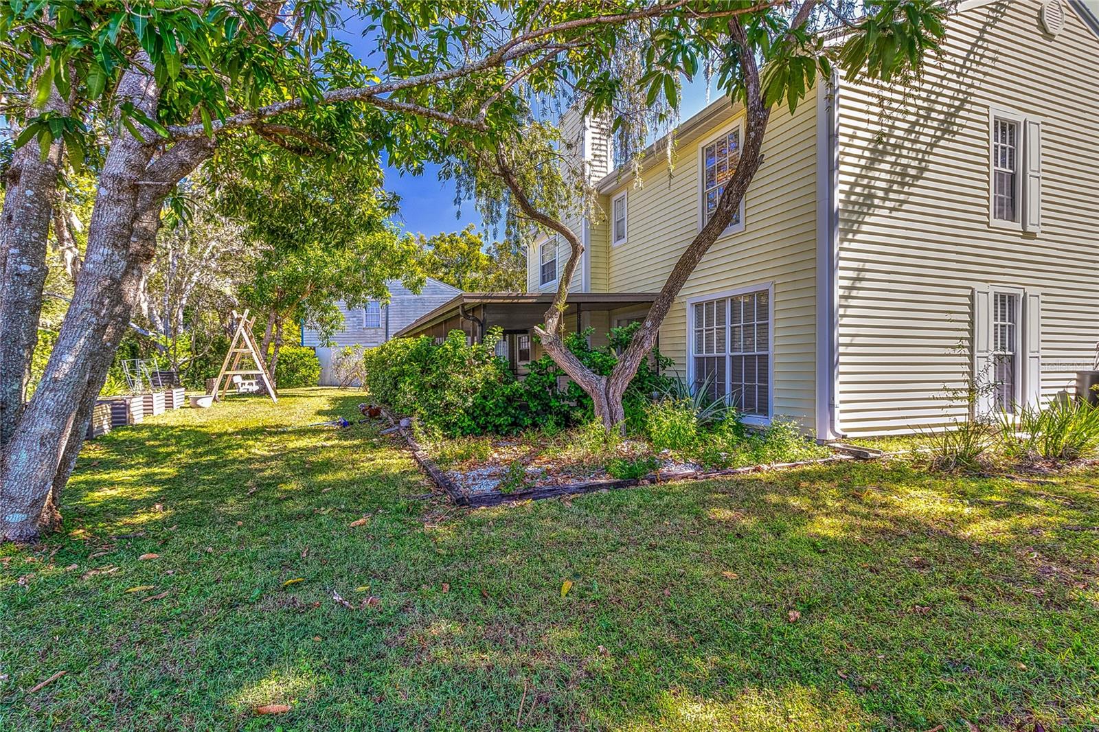 Image 4 of 59 For 4405 Honeybrook Circle