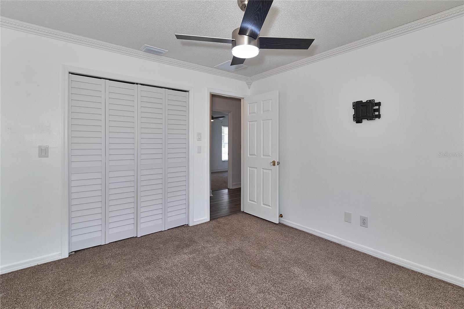 Image 46 of 59 For 4405 Honeybrook Circle