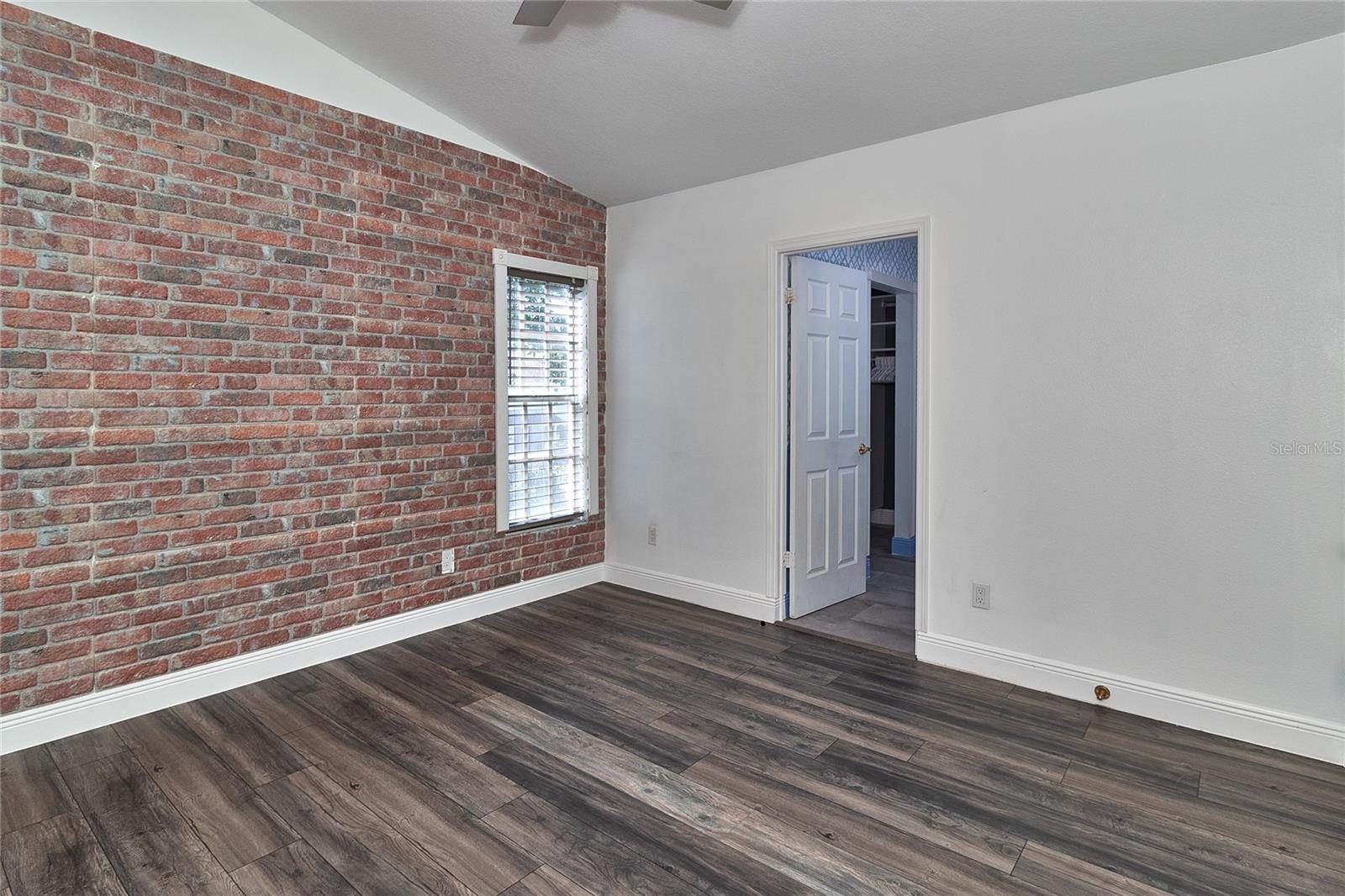 Image 51 of 59 For 4405 Honeybrook Circle