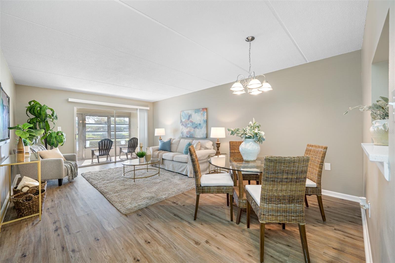 Image 10 of 34 For 821 Deleon Court 103