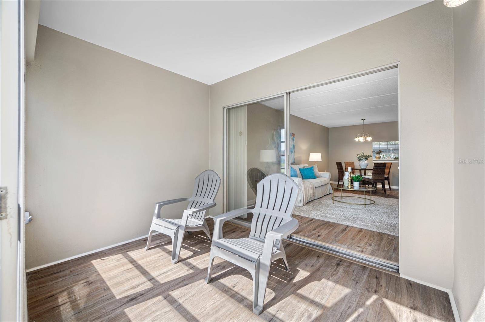 Image 23 of 34 For 821 Deleon Court 103