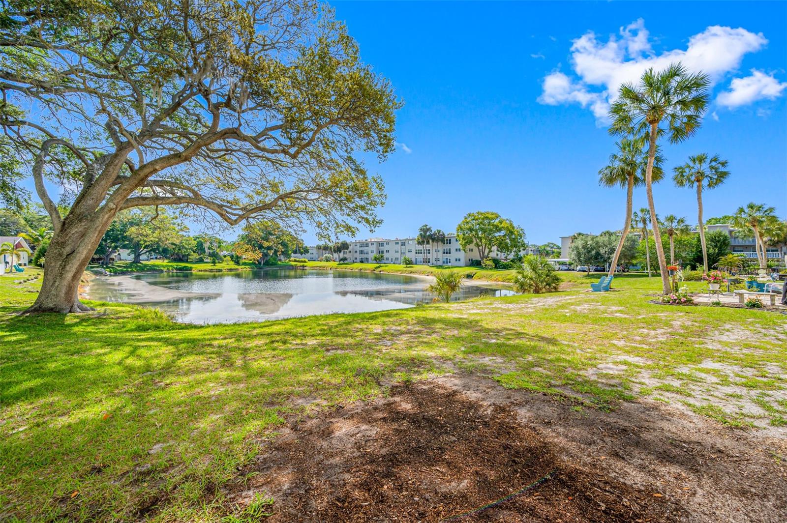 Image 24 of 34 For 821 Deleon Court 103