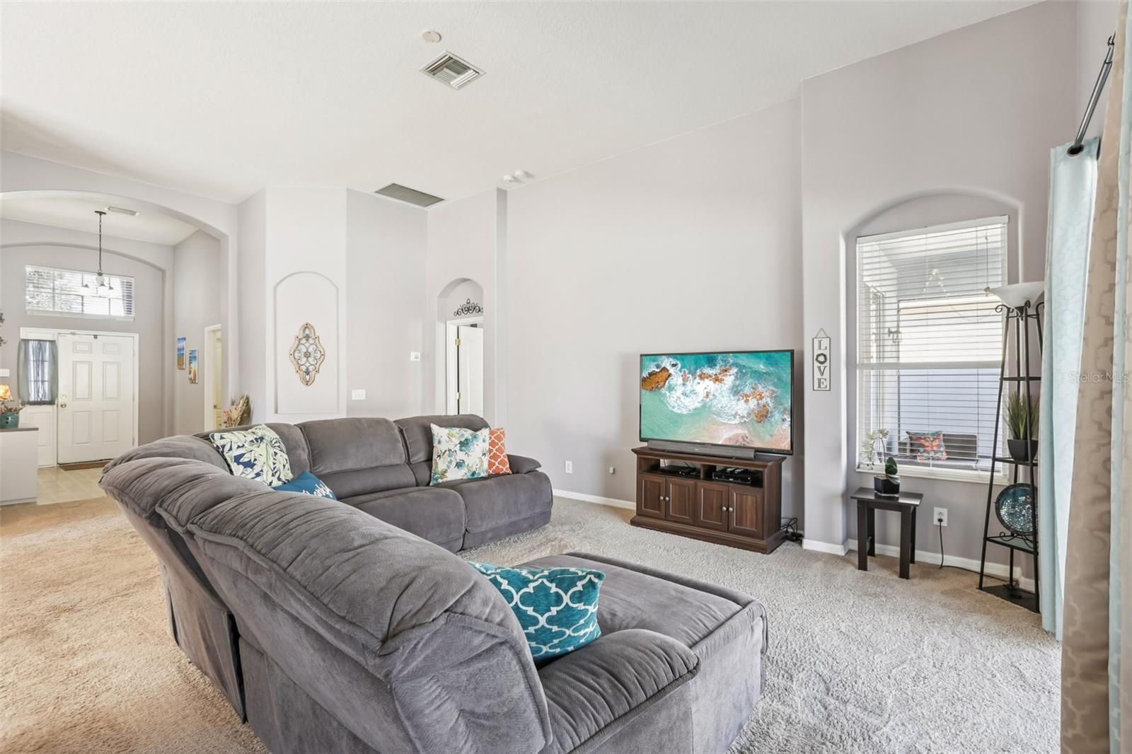 Listing photo id 14 for 7924 Moccasin Trail Drive