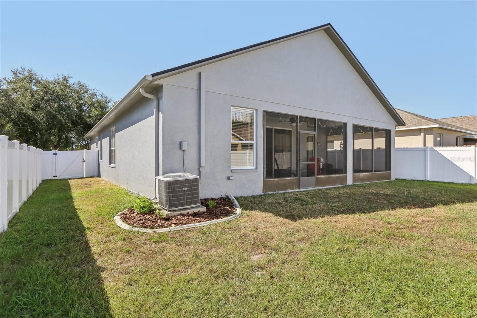 Listing photo id 44 for 7924 Moccasin Trail Drive