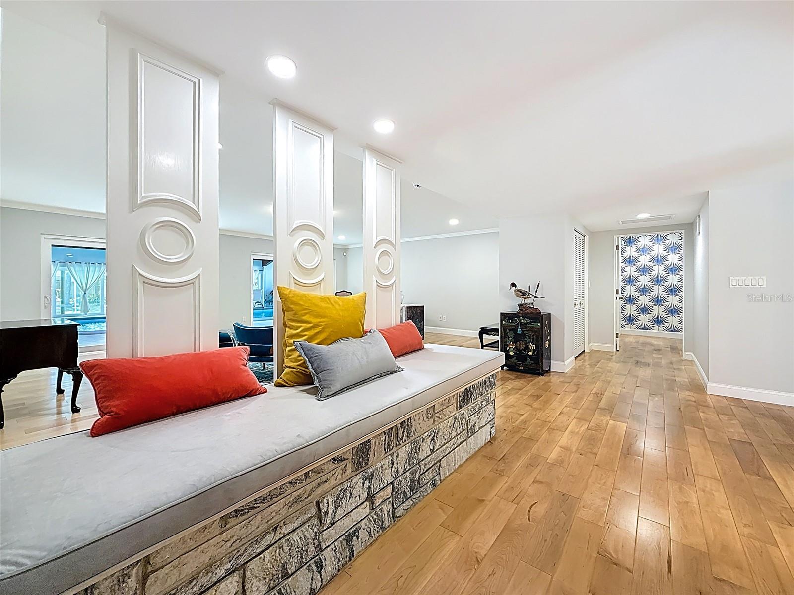 Image 20 of 90 For 8693 15th Street N