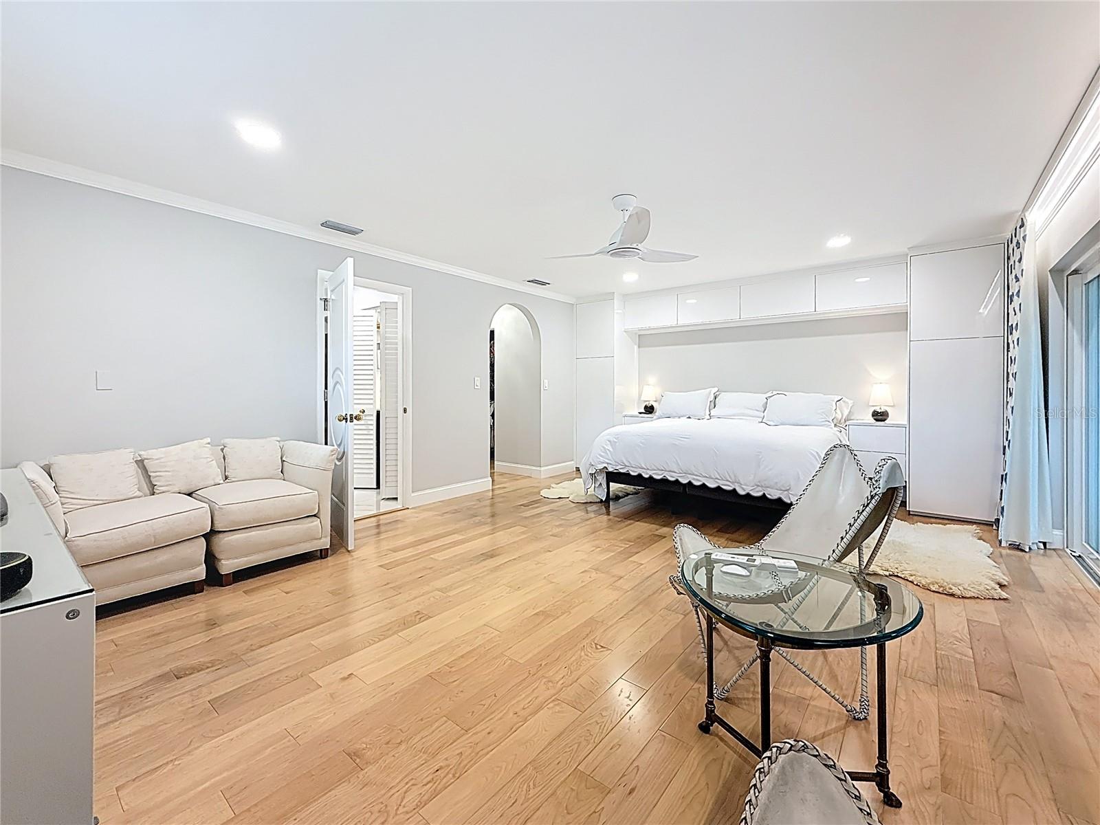 Image 44 of 90 For 8693 15th Street N