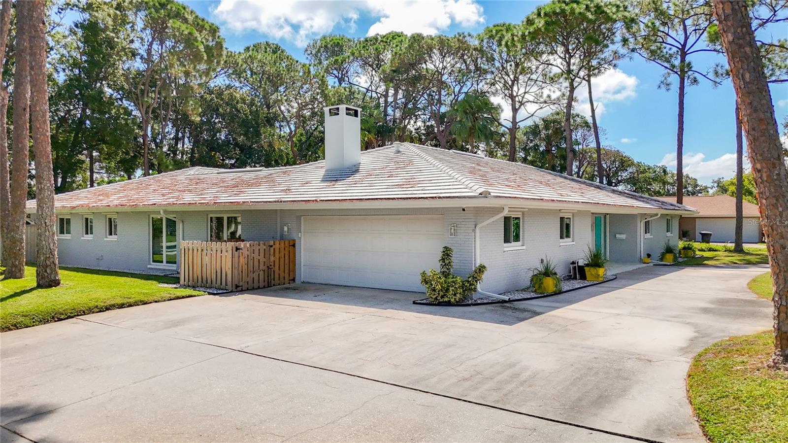 Image 9 of 90 For 8693 15th Street N