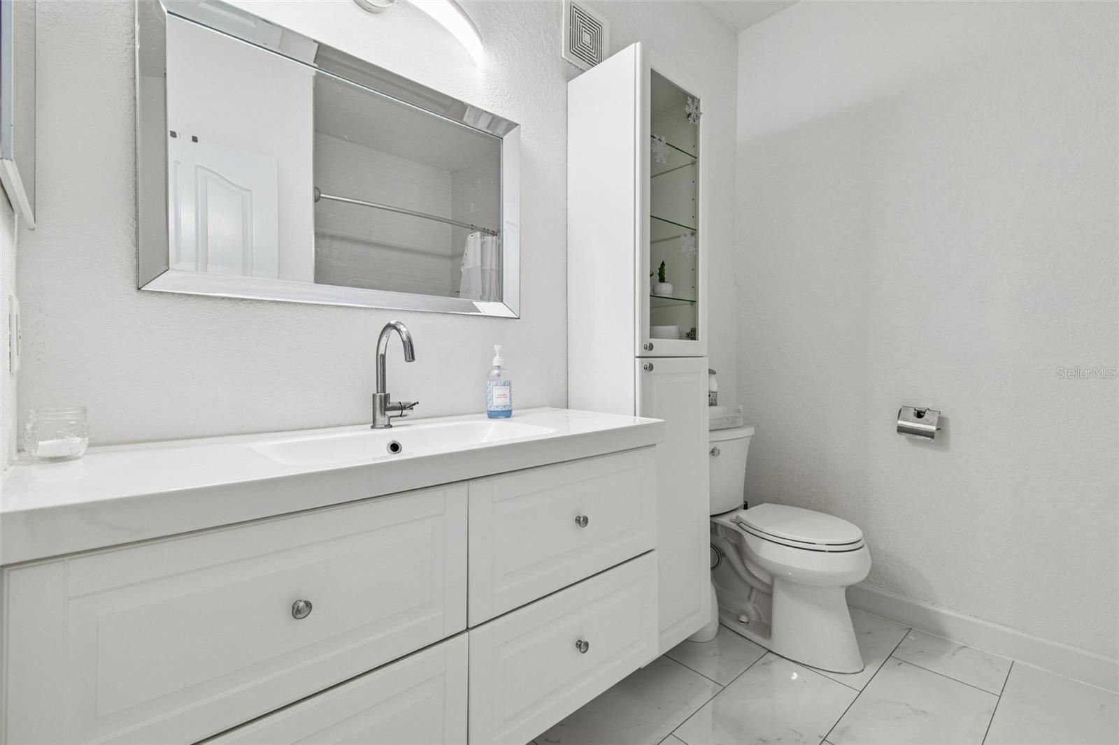 Image 18 of 45 For 4207 Dale Mabry Highway 7205