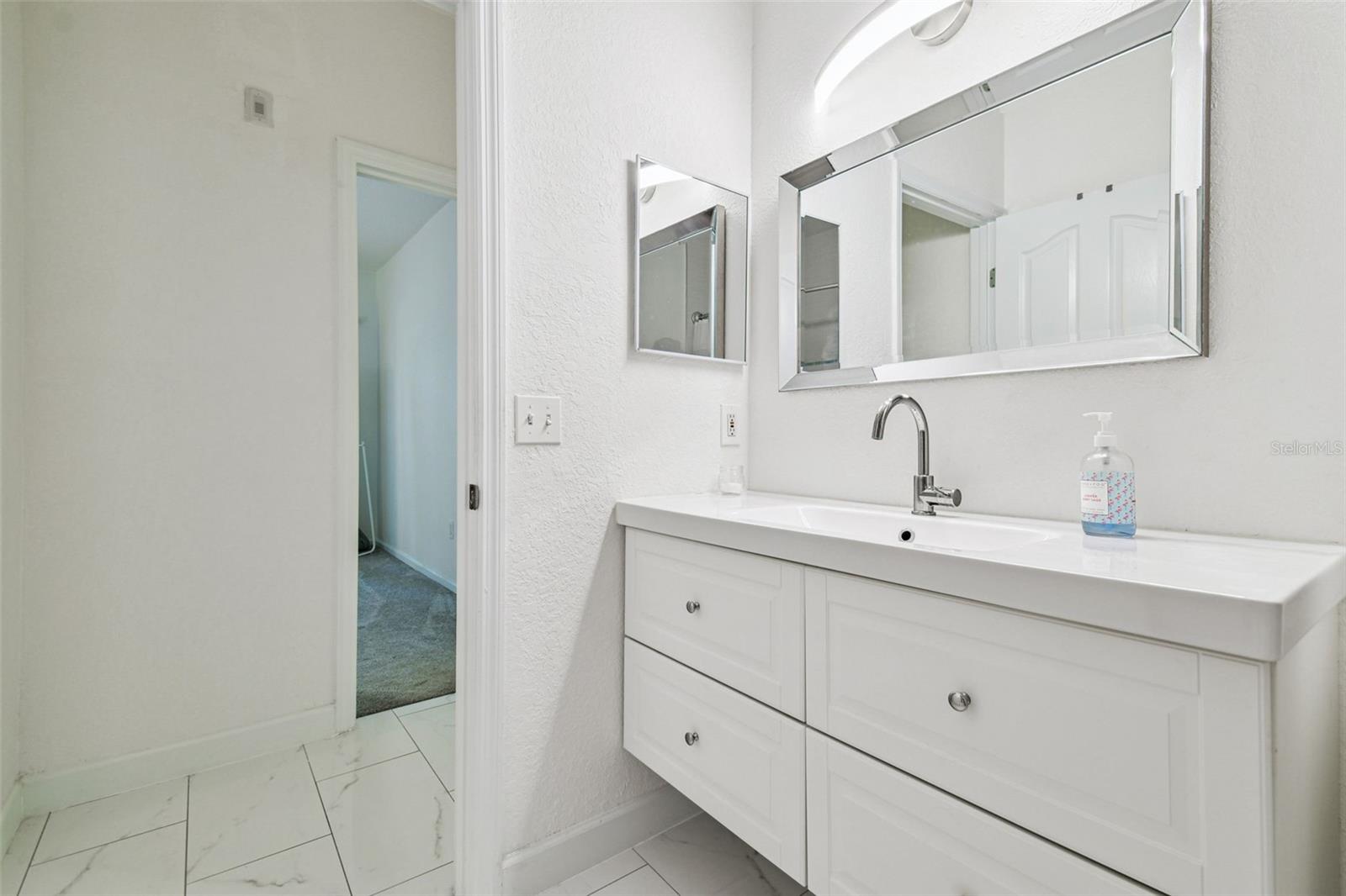 Image 19 of 45 For 4207 Dale Mabry Highway 7205