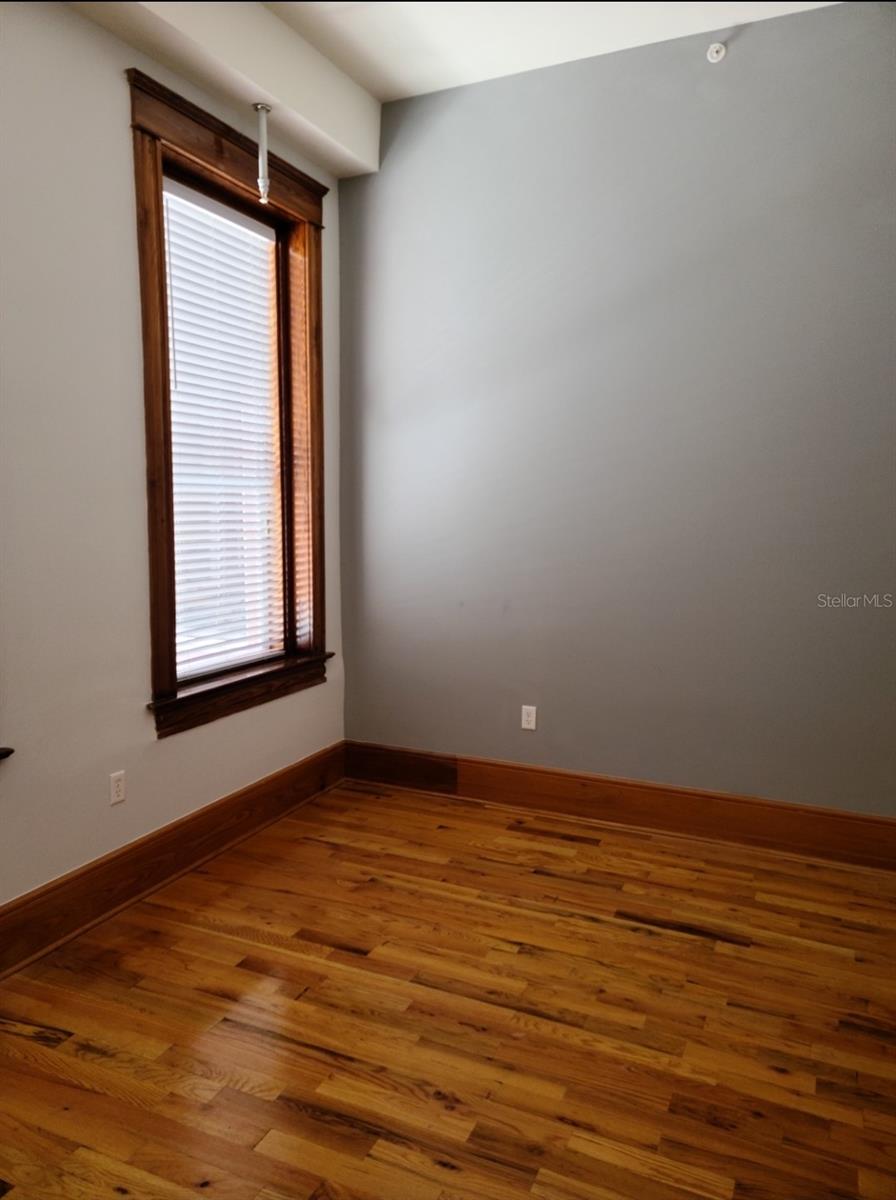 Image 10 of 23 For 1209 Franklin Street H