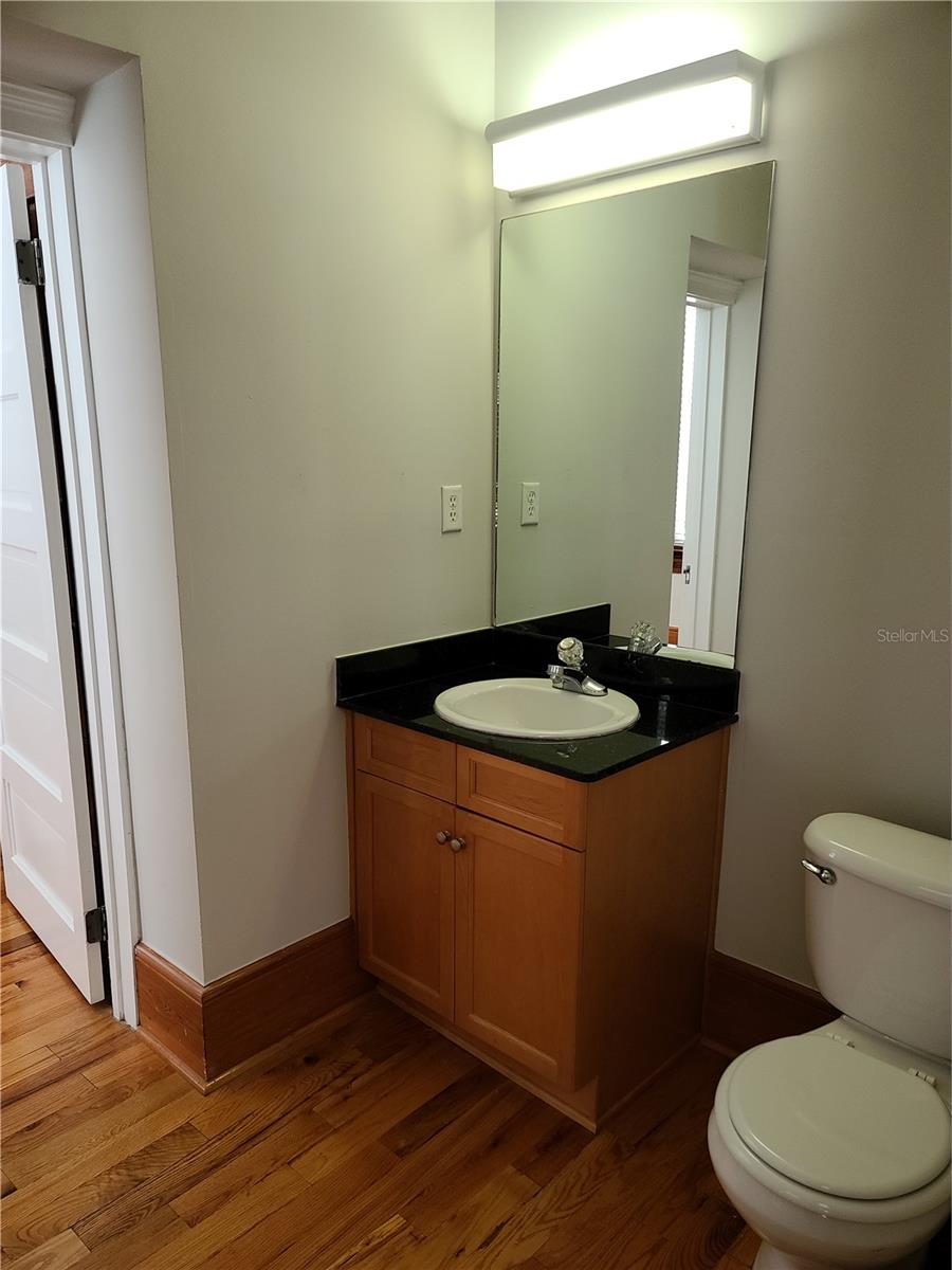 Image 12 of 23 For 1209 Franklin Street H