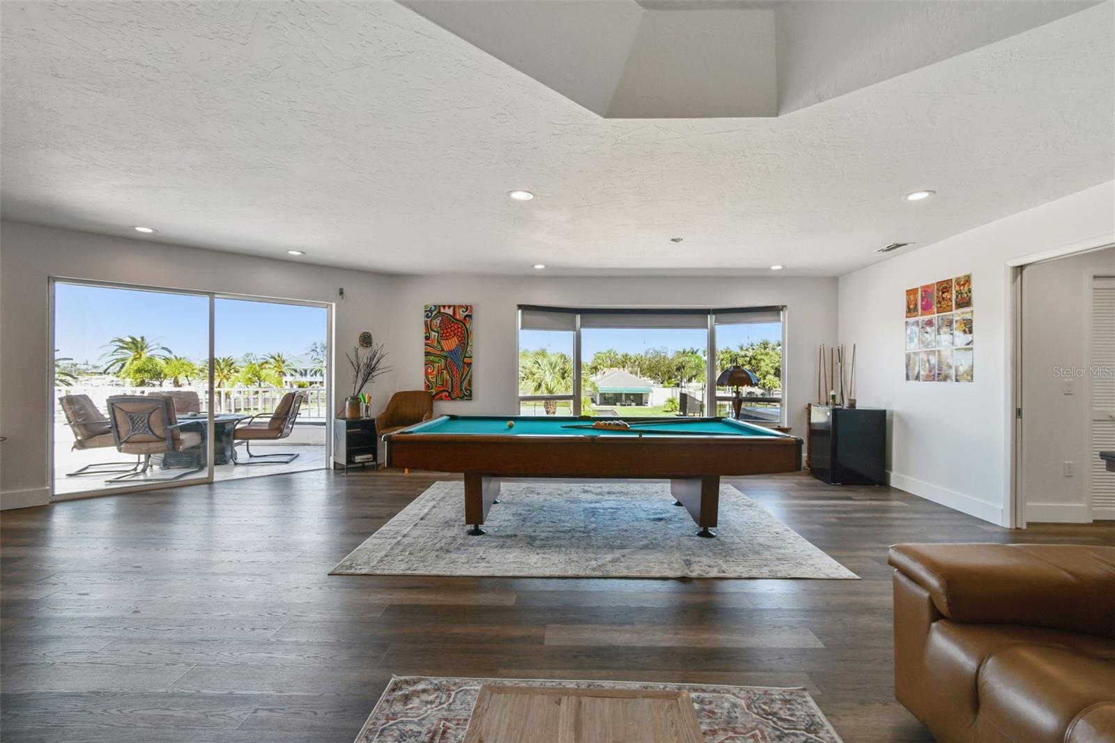 Image 10 of 79 For 225 Harbor House Drive