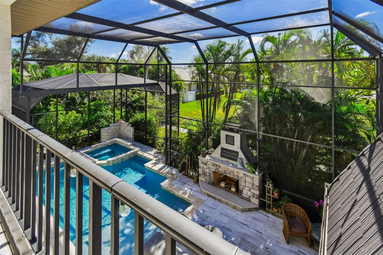 Image 18 of 79 For 225 Harbor House Drive