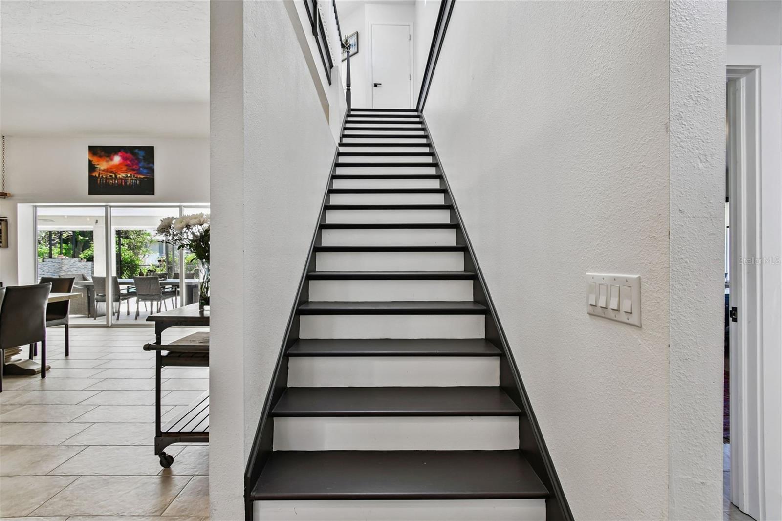 Image 44 of 79 For 225 Harbor House Drive