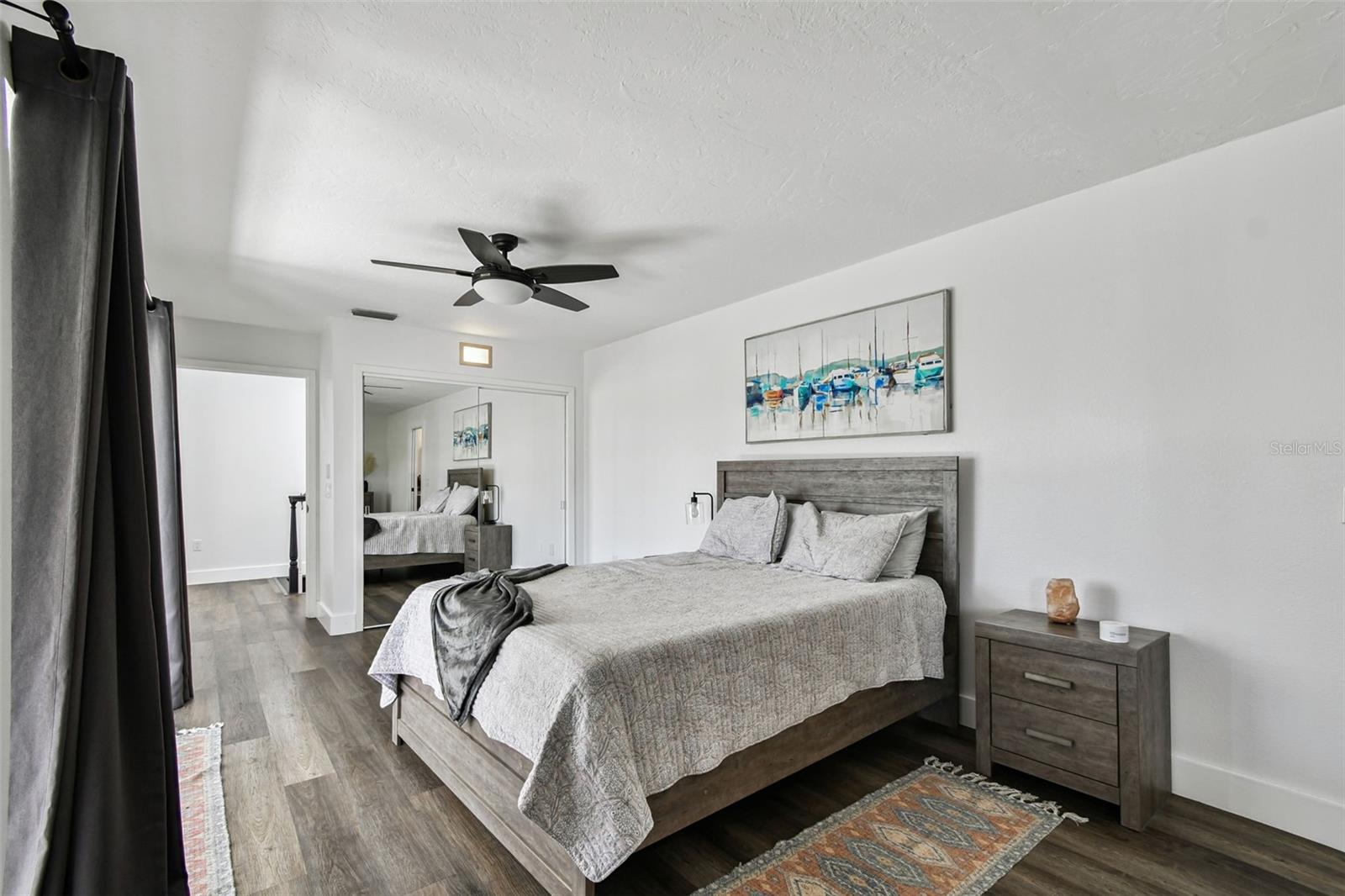 Image 46 of 79 For 225 Harbor House Drive