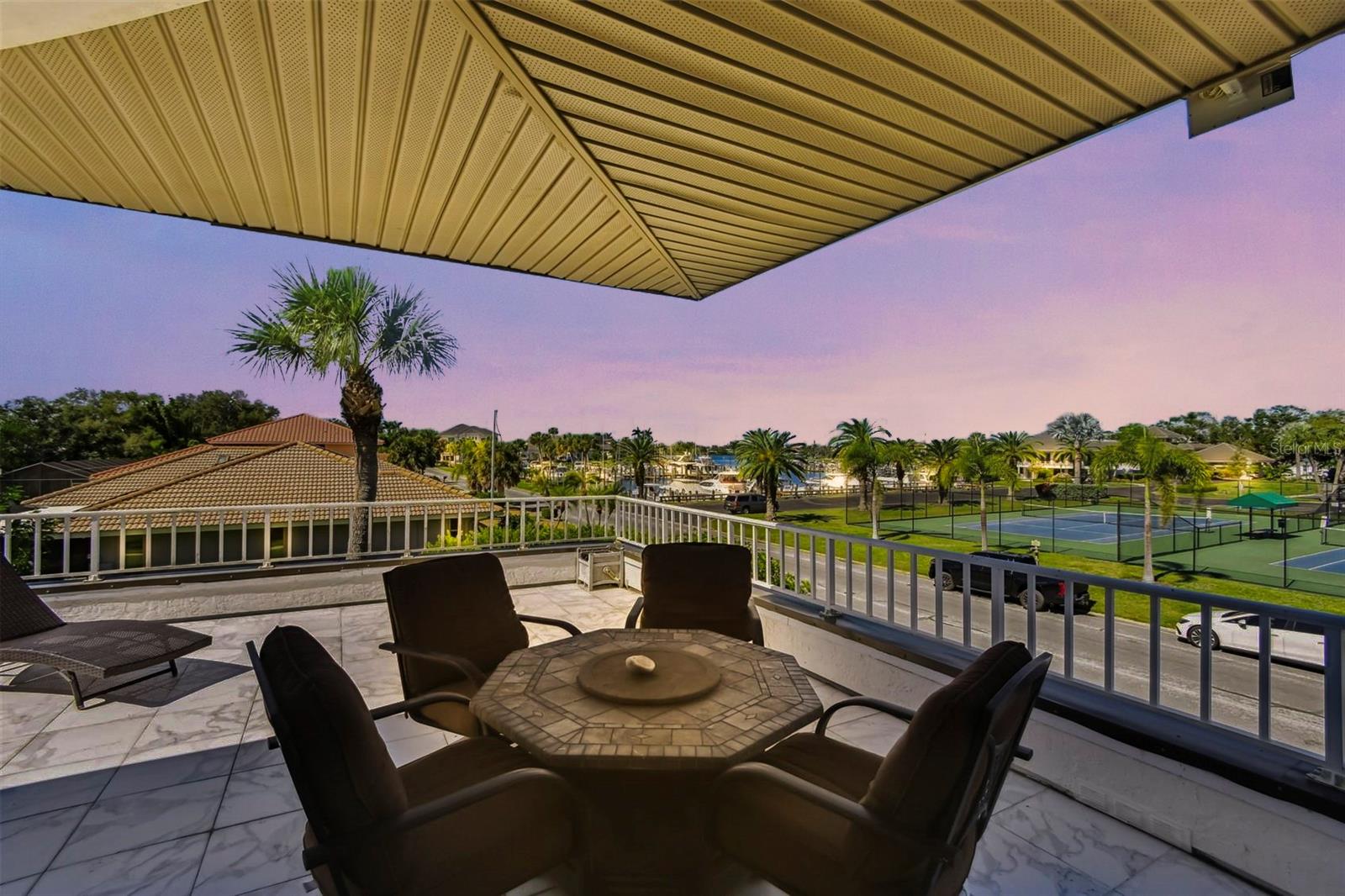 Image 6 of 79 For 225 Harbor House Drive