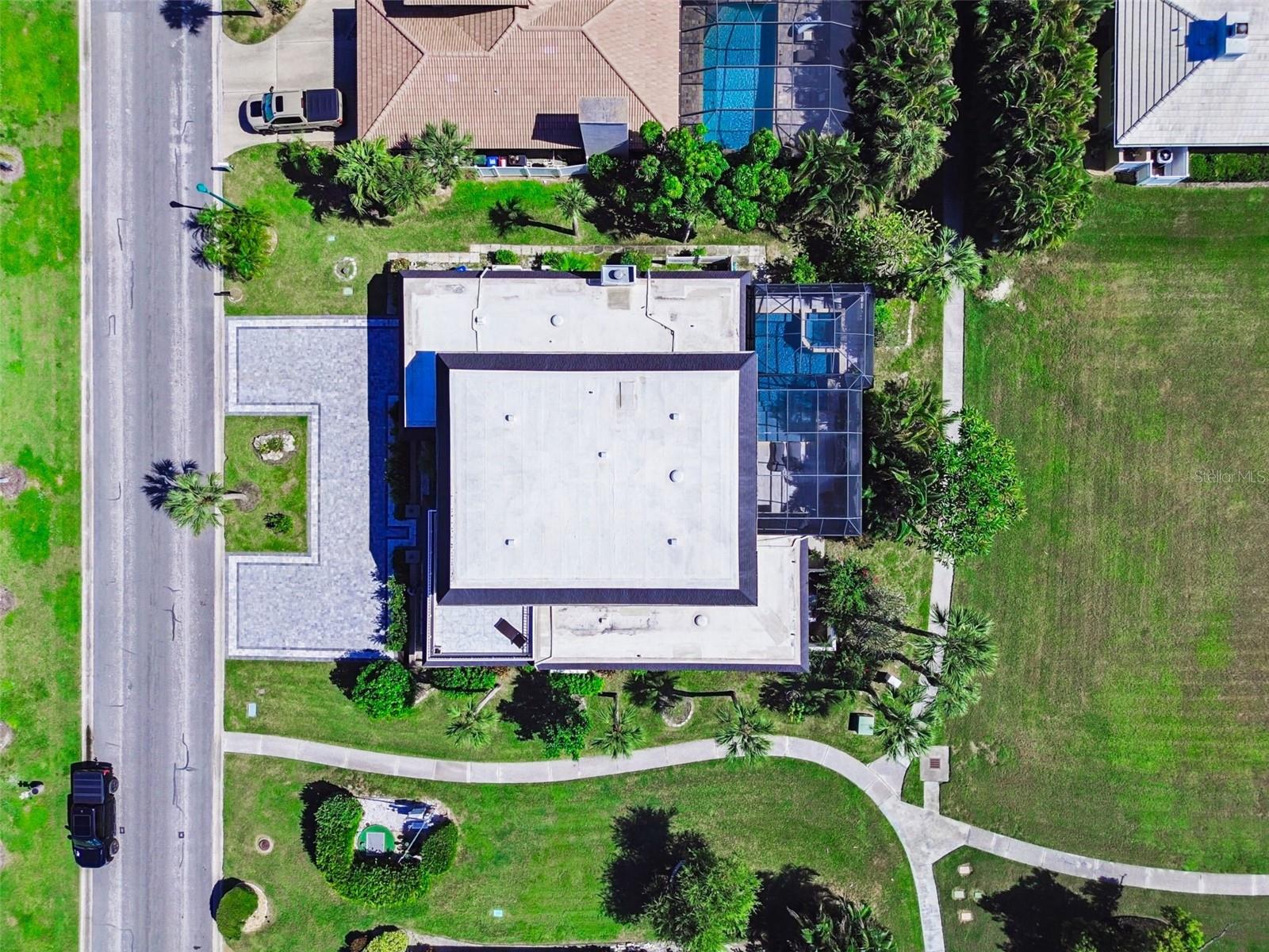 Image 64 of 79 For 225 Harbor House Drive