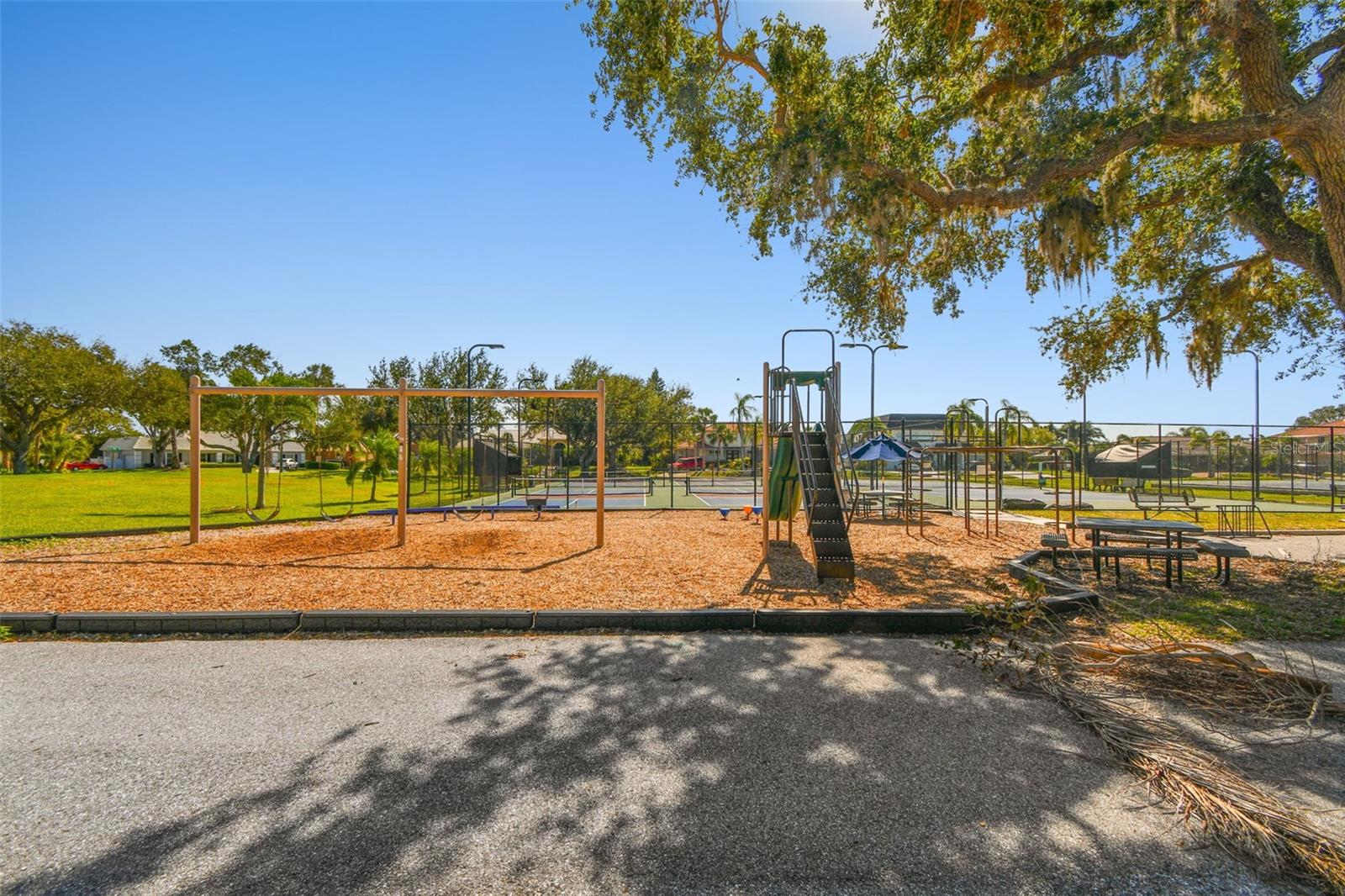 Image 70 of 79 For 225 Harbor House Drive