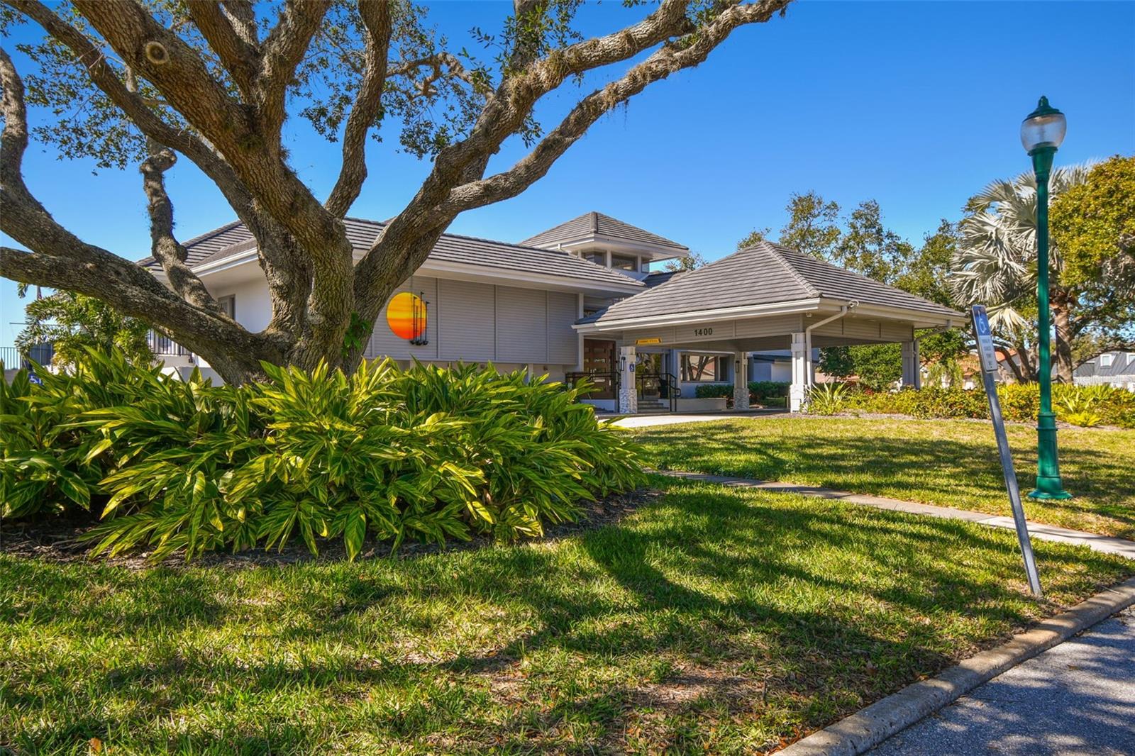 Image 71 of 79 For 225 Harbor House Drive