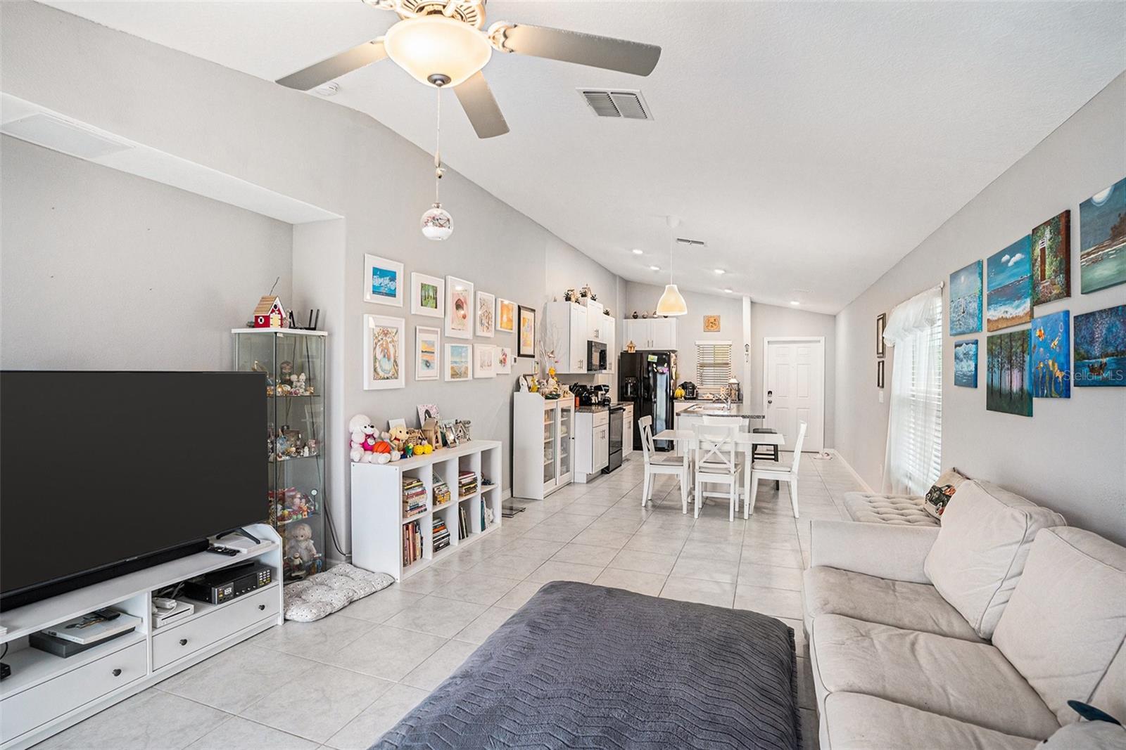 Image 11 of 23 For 3884 Hanover Drive