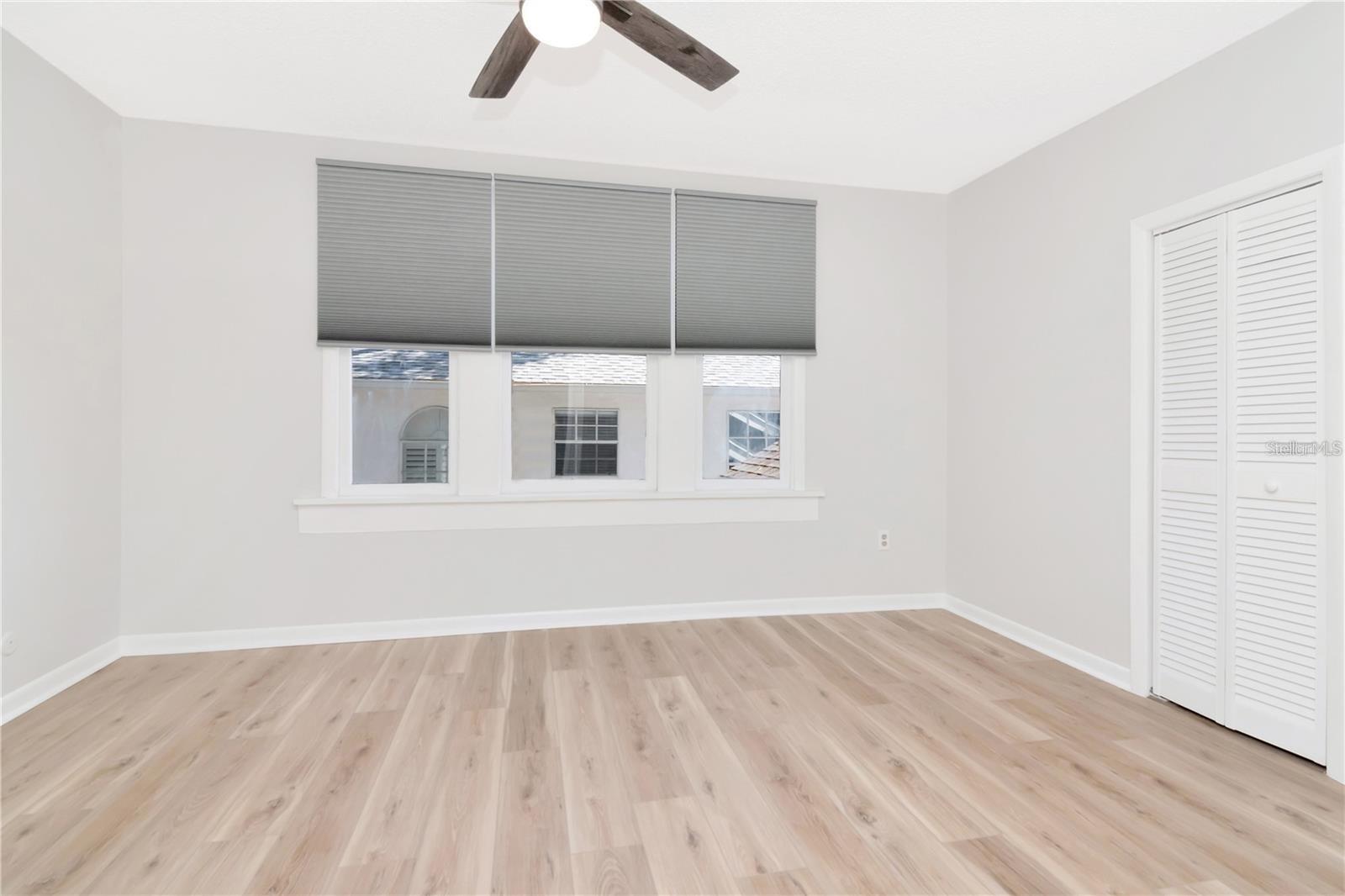 Image 31 of 52 For 3303 Barcelona Street I