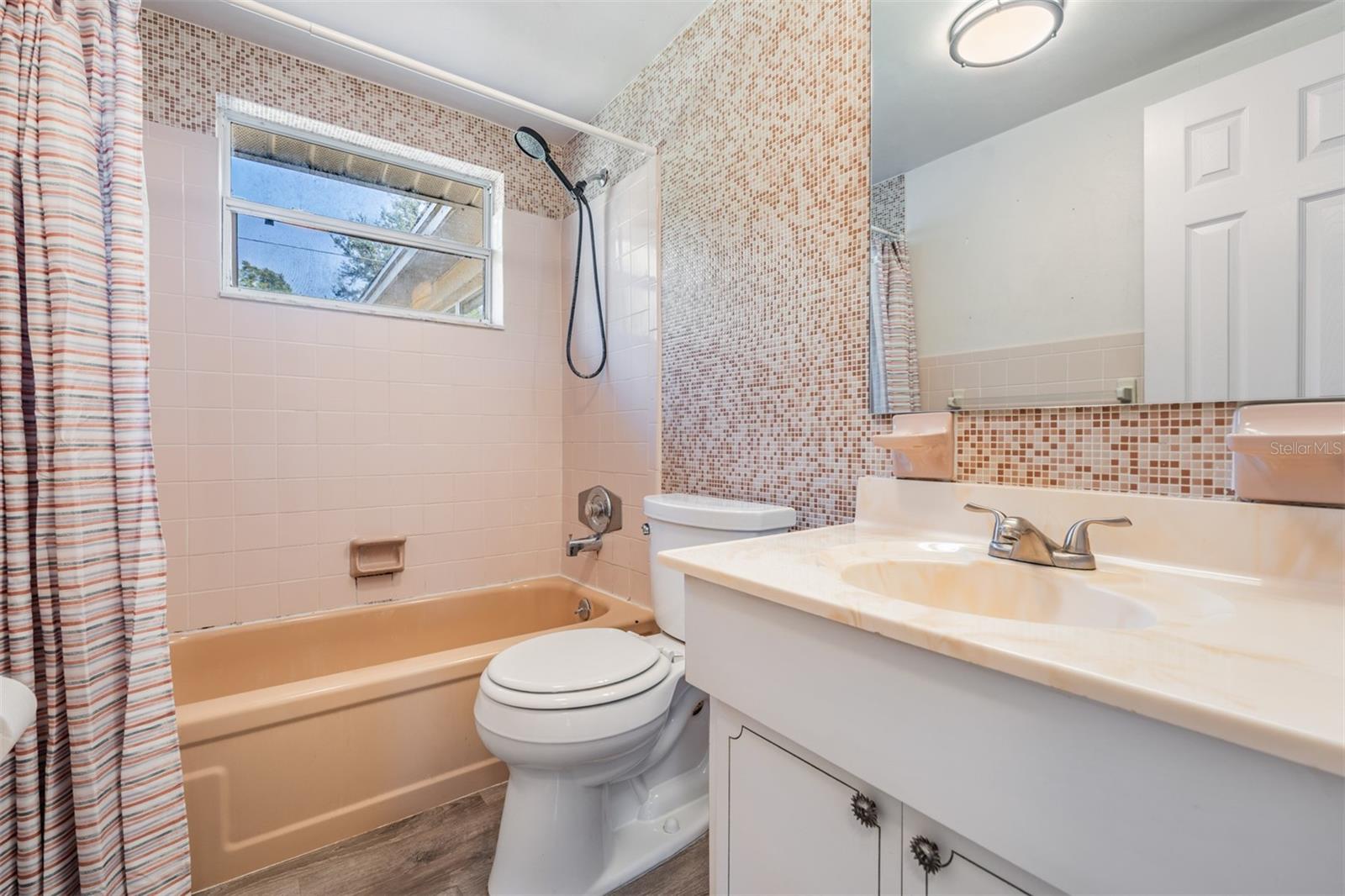 Image 15 of 30 For 5301 Dawn Lane