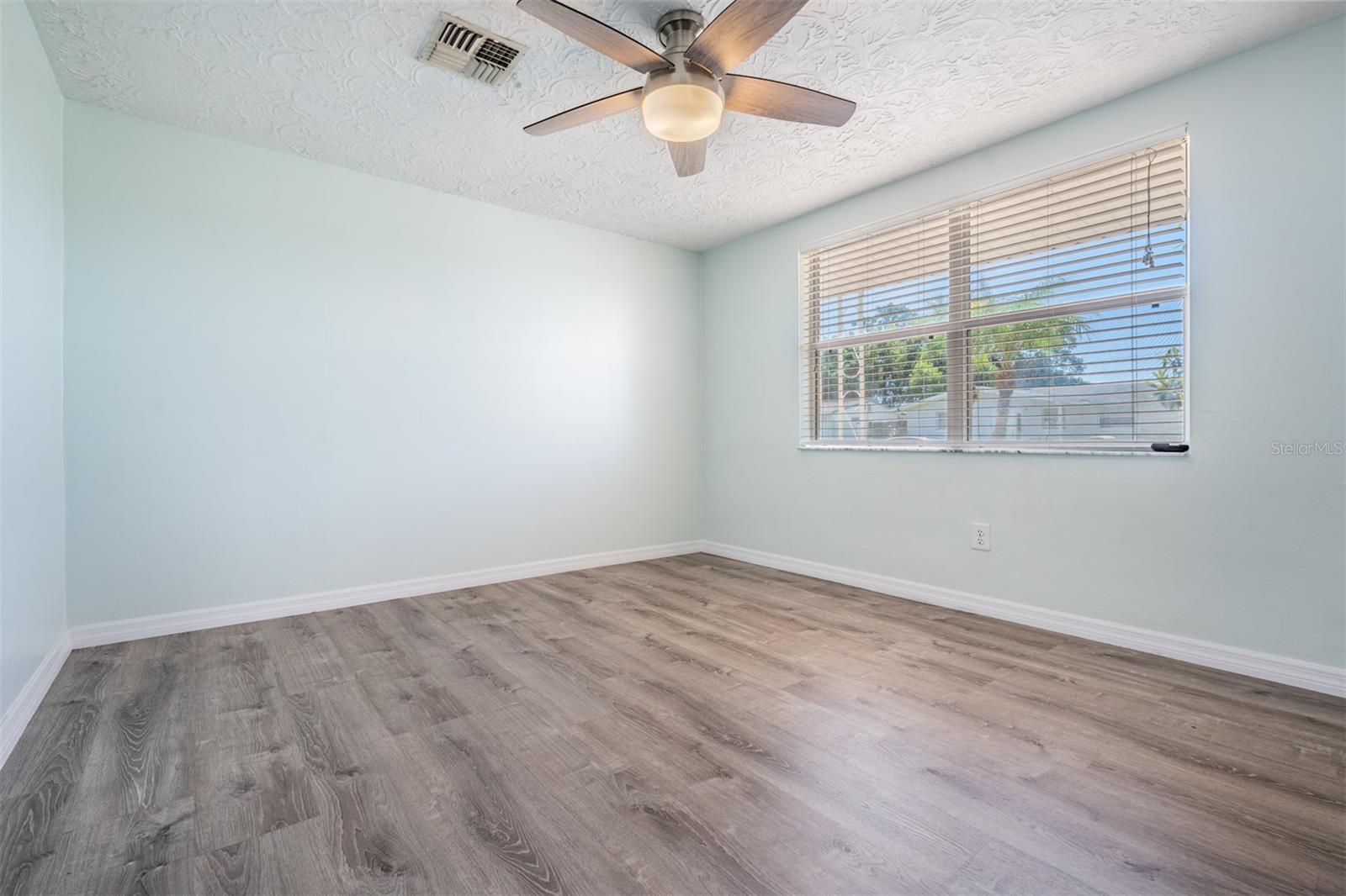 Image 16 of 30 For 5301 Dawn Lane