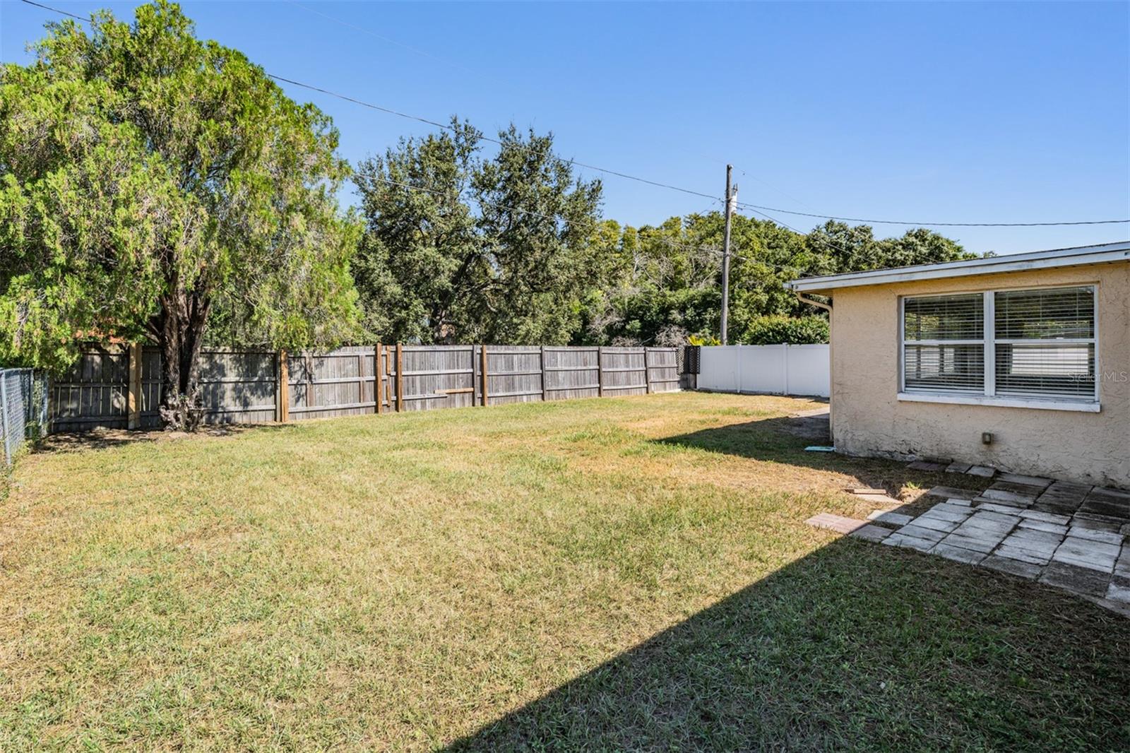 Image 21 of 30 For 5301 Dawn Lane