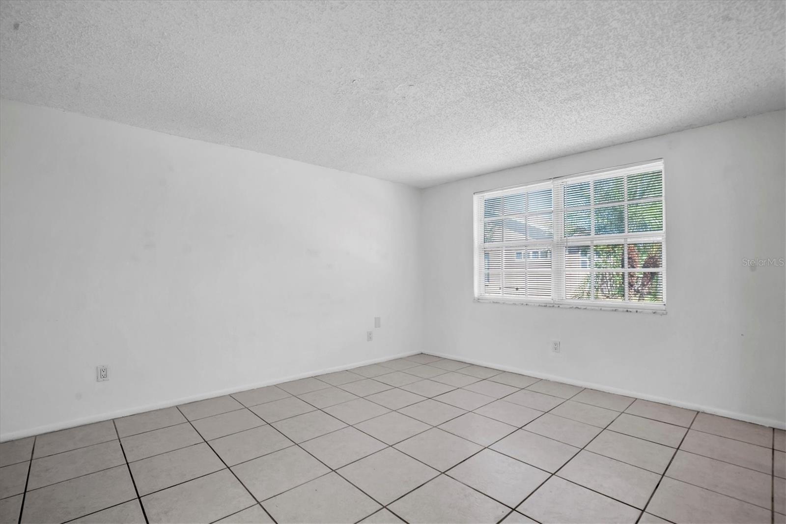 Image 17 of 47 For 3248 Trophy Boulevard 3248